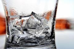 A Cocktail Scientist Debunks Myths About Ice Cubes