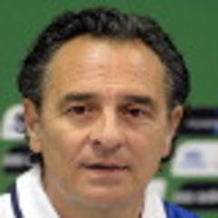 Italy's Prandelli considers changes